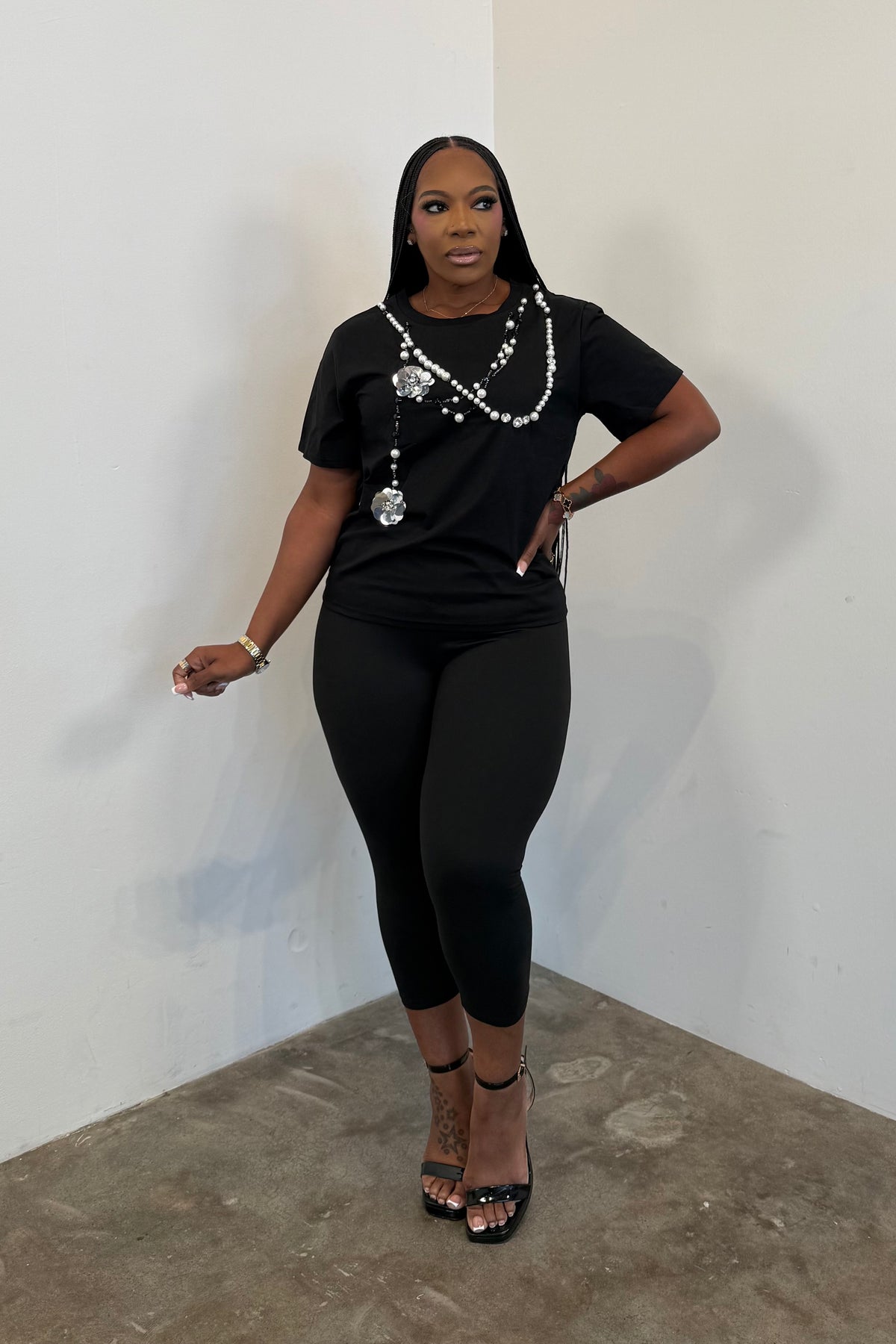 Pearl & Rose Top (Black)