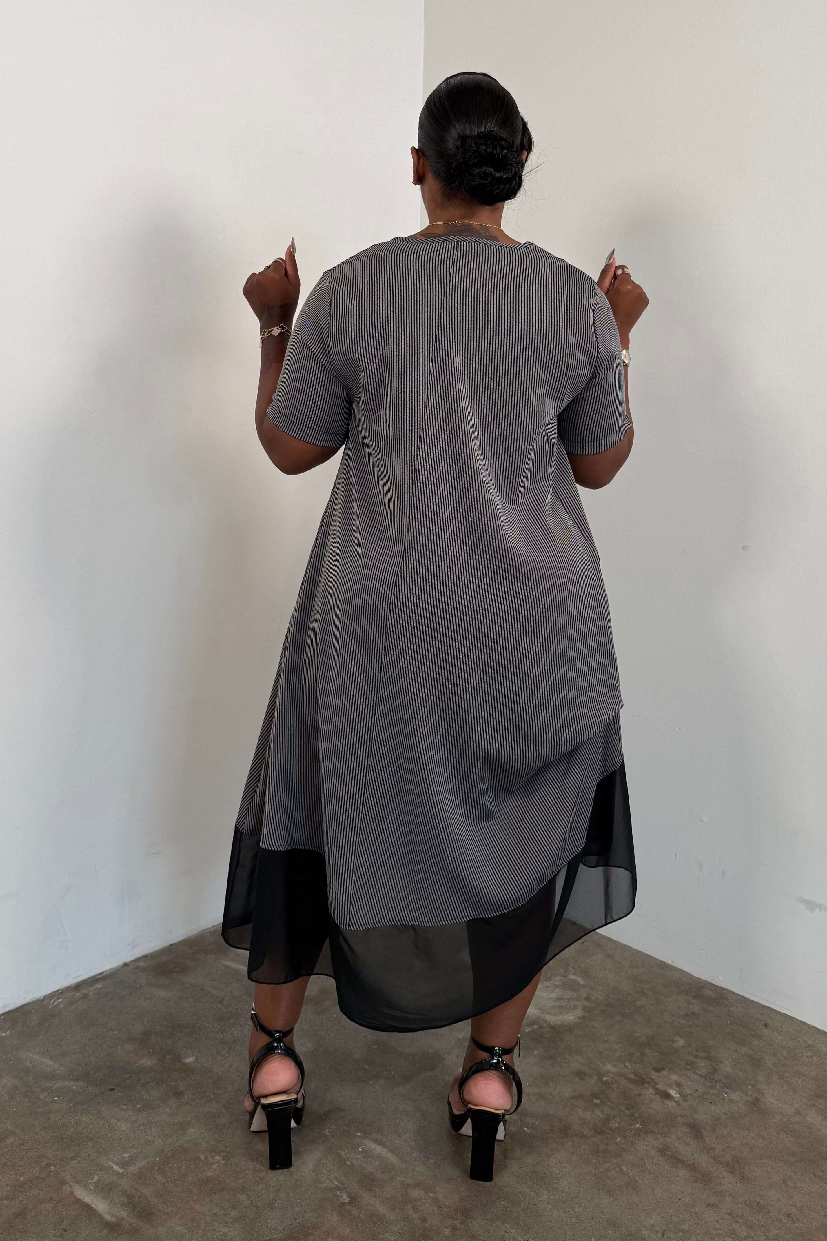 Modern Muse Midi Dress 5153 (Grey)