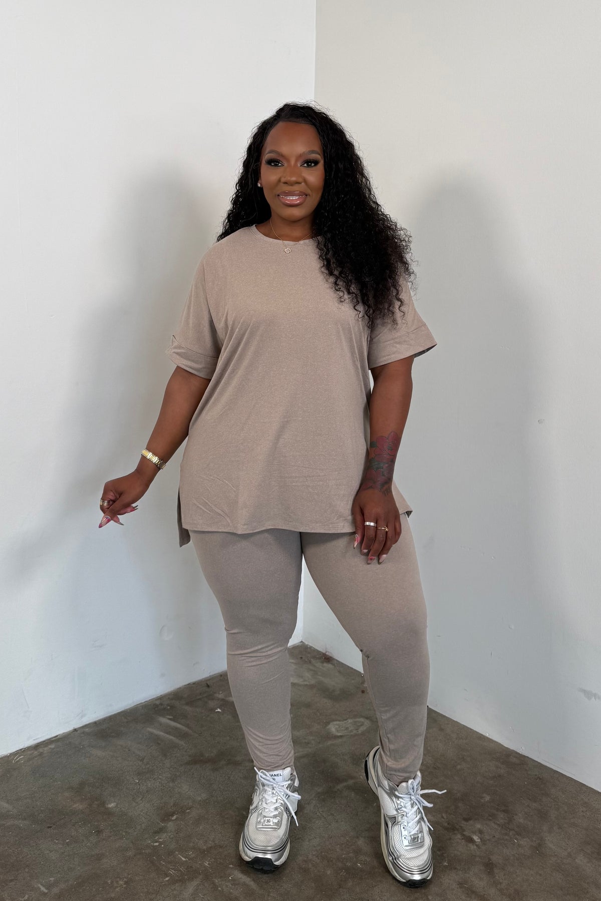 ** PRE ORDER TO SHIP 7/15**IM Ease Legging Set * I’MarE Exclusive* (Khaki)