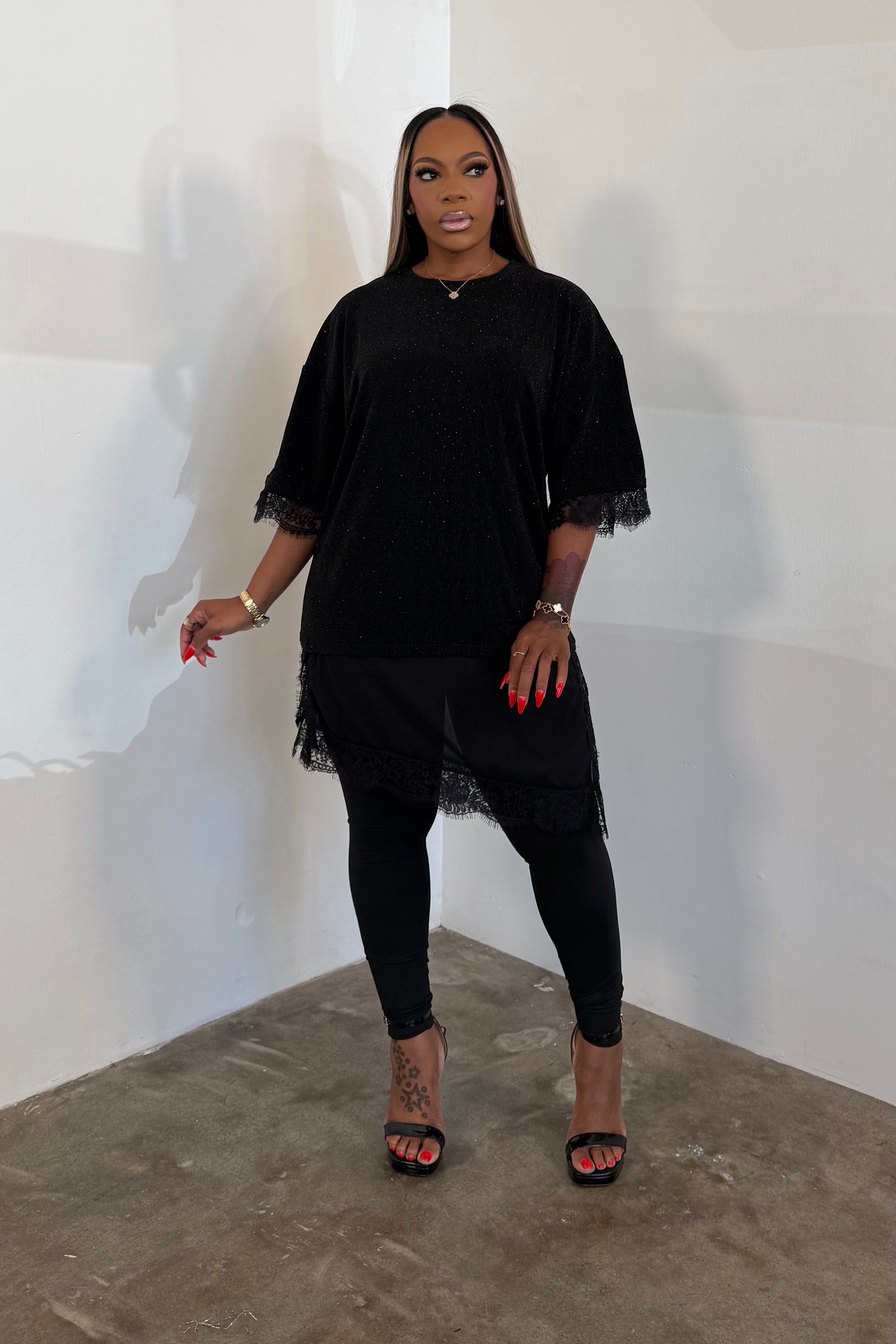 Midnight Charm Top (Black)