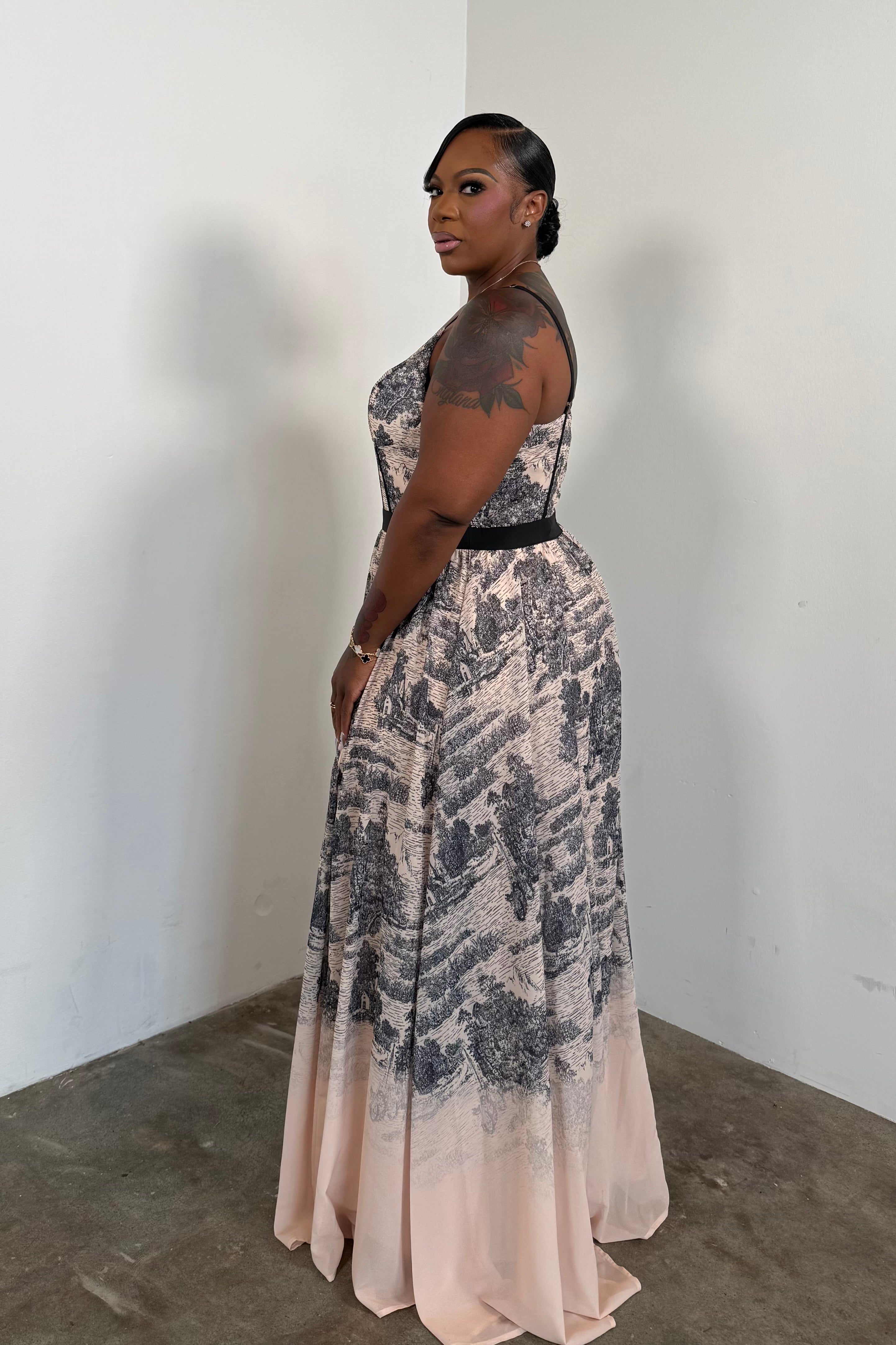 Château Maxi Dress Dress (Taupe & Black)
