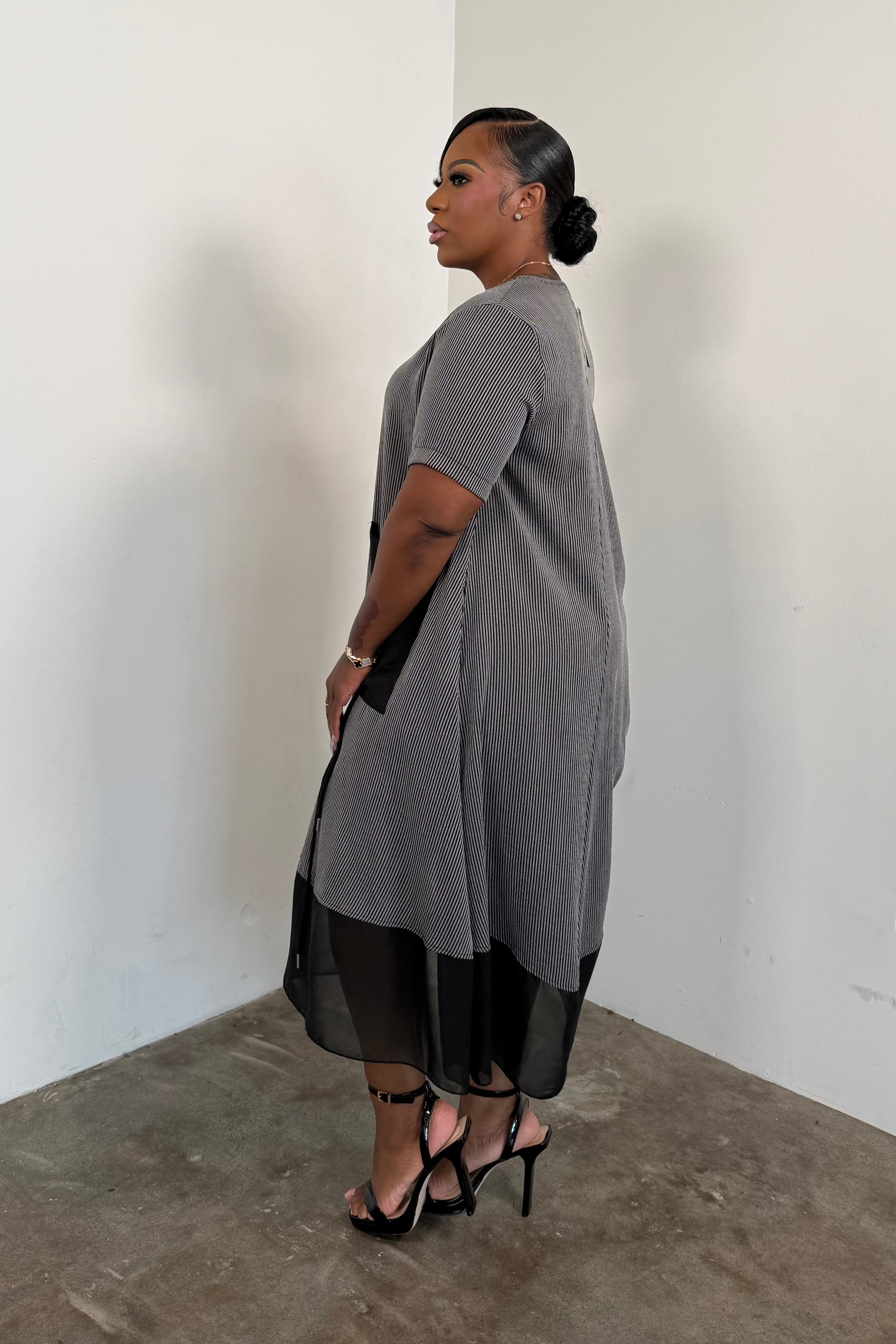 Modern Muse Midi Dress 5153 (Grey)