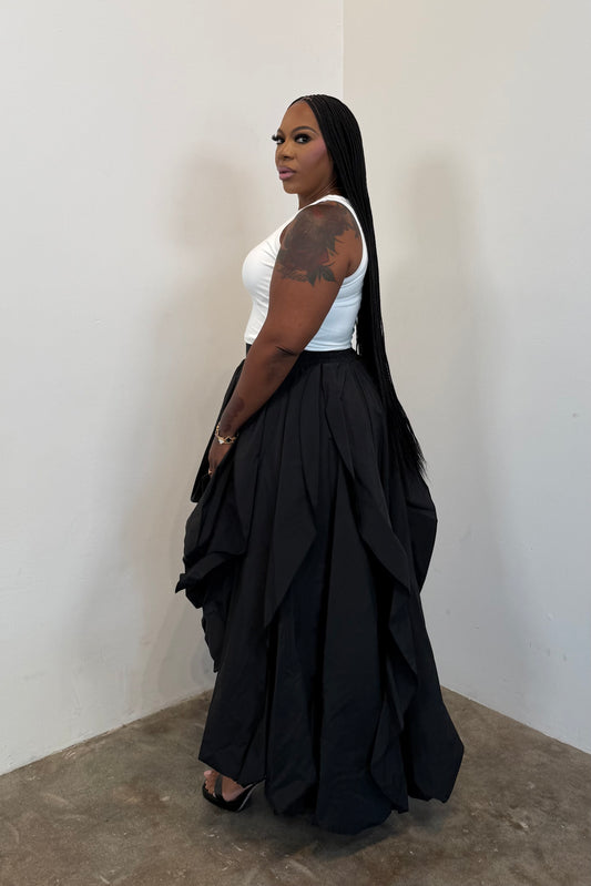 Grand Entrance Skirt (Black)