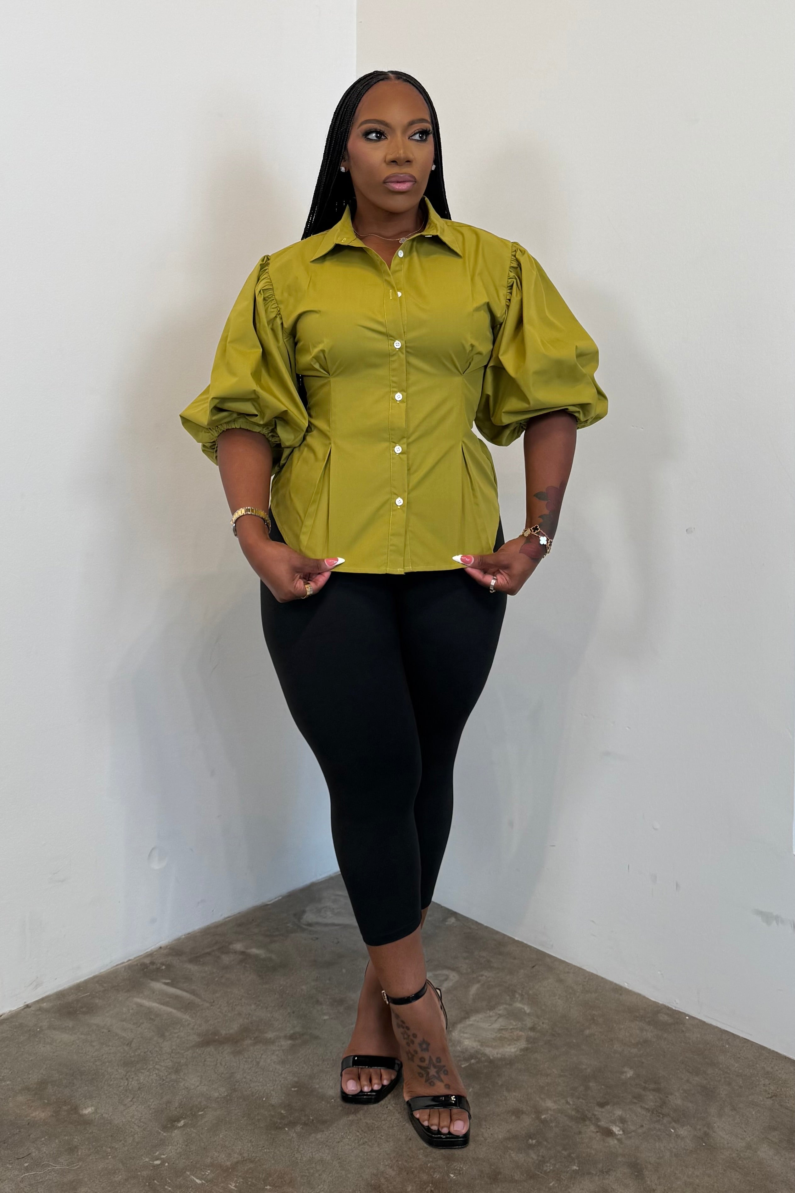 Structured Chic Top (Olive)