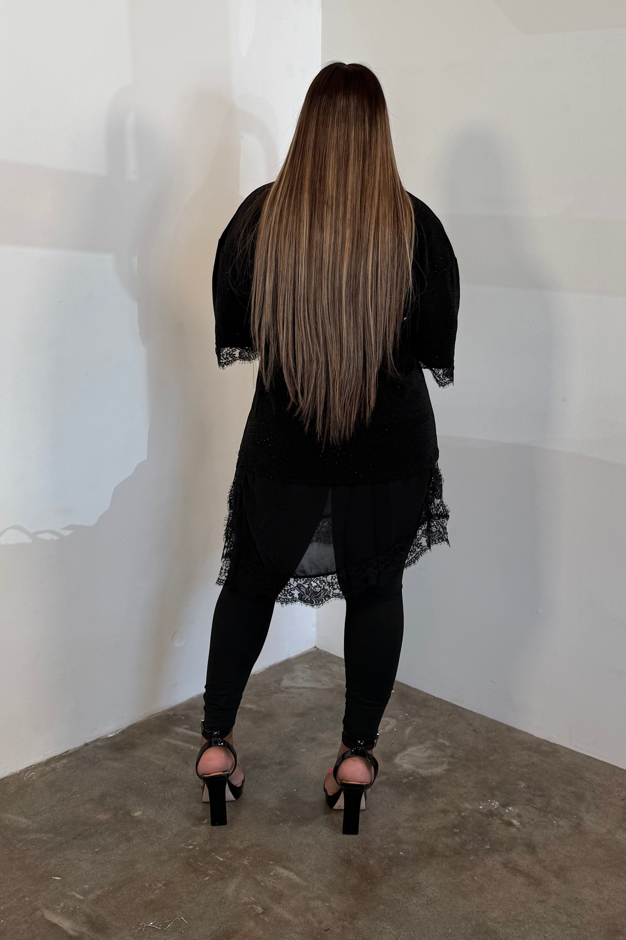 Midnight Charm Top (Black)