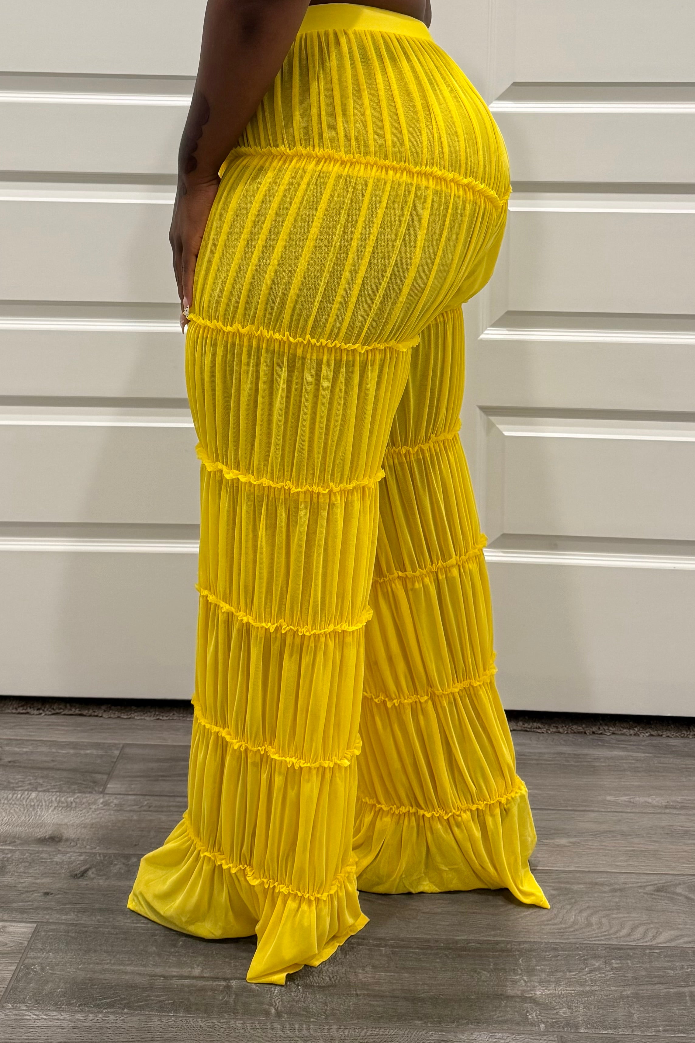 Pleated Paradise Pants (Yellow)